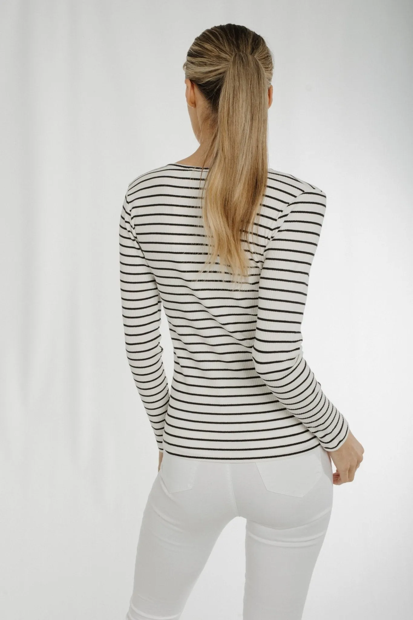 Ally V-Neck Stripe Top In White & Black