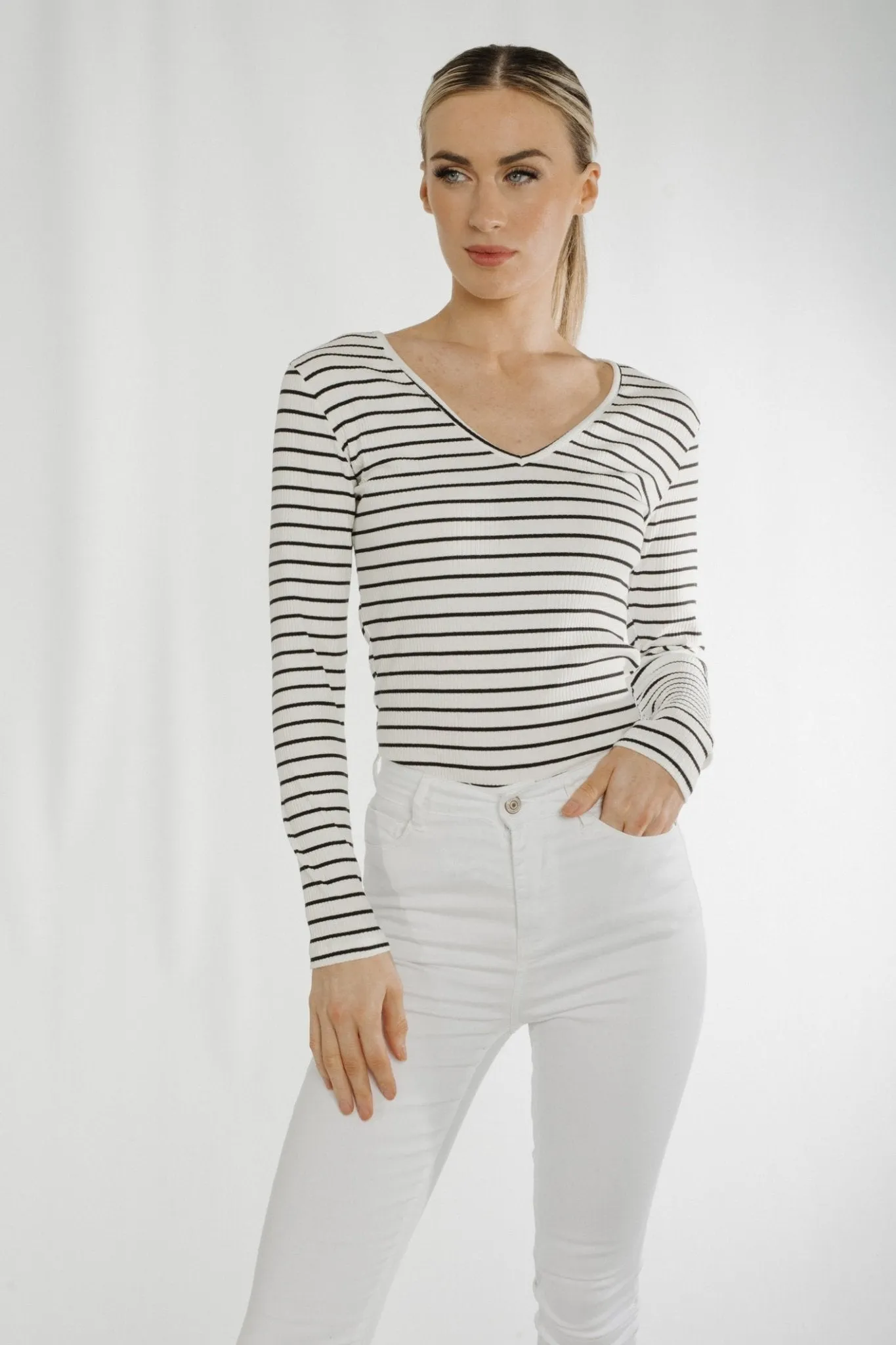 Ally V-Neck Stripe Top In White & Black