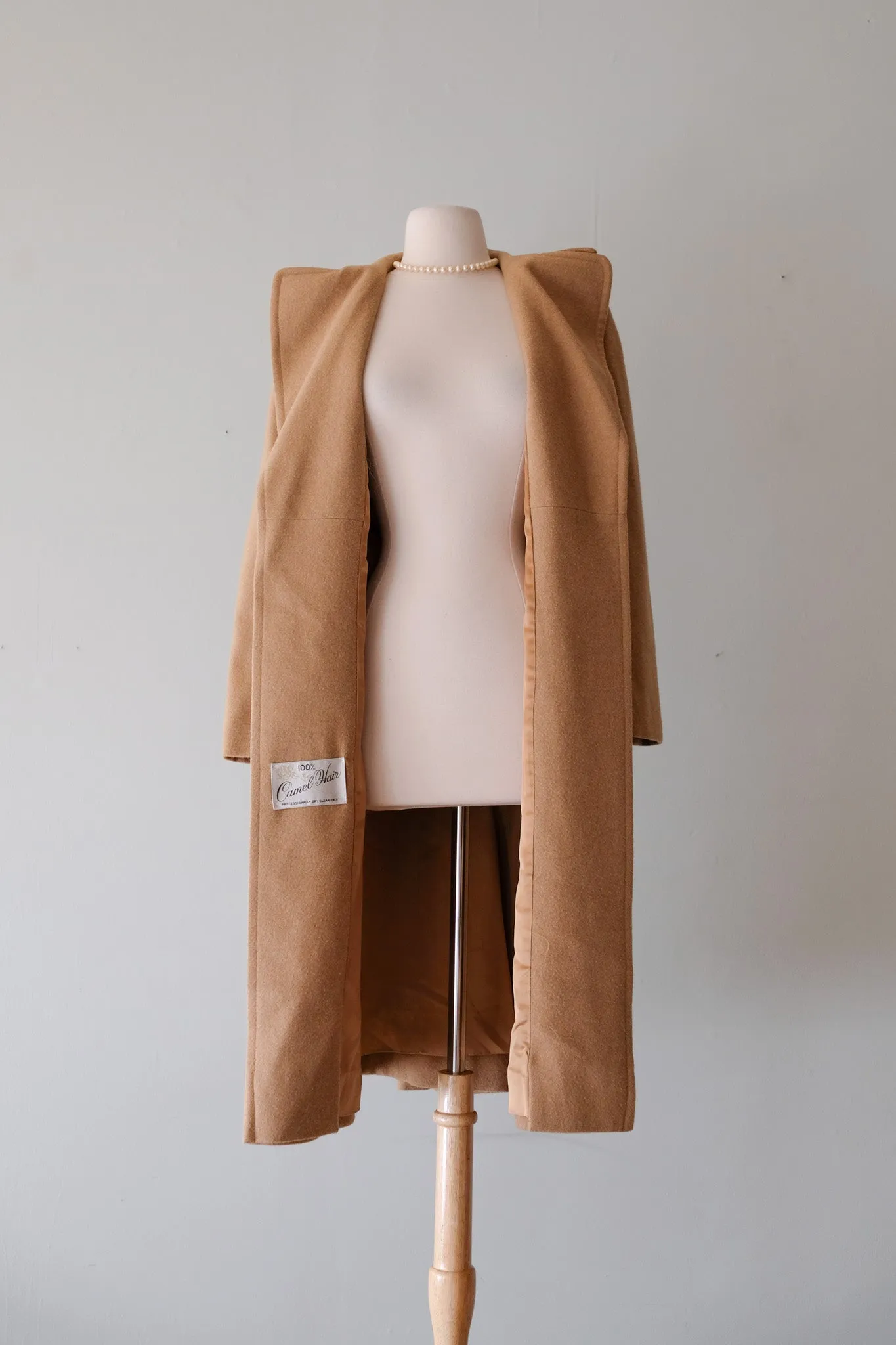 Classic 1970’s Camel Hair Long Line Coat / Sz M