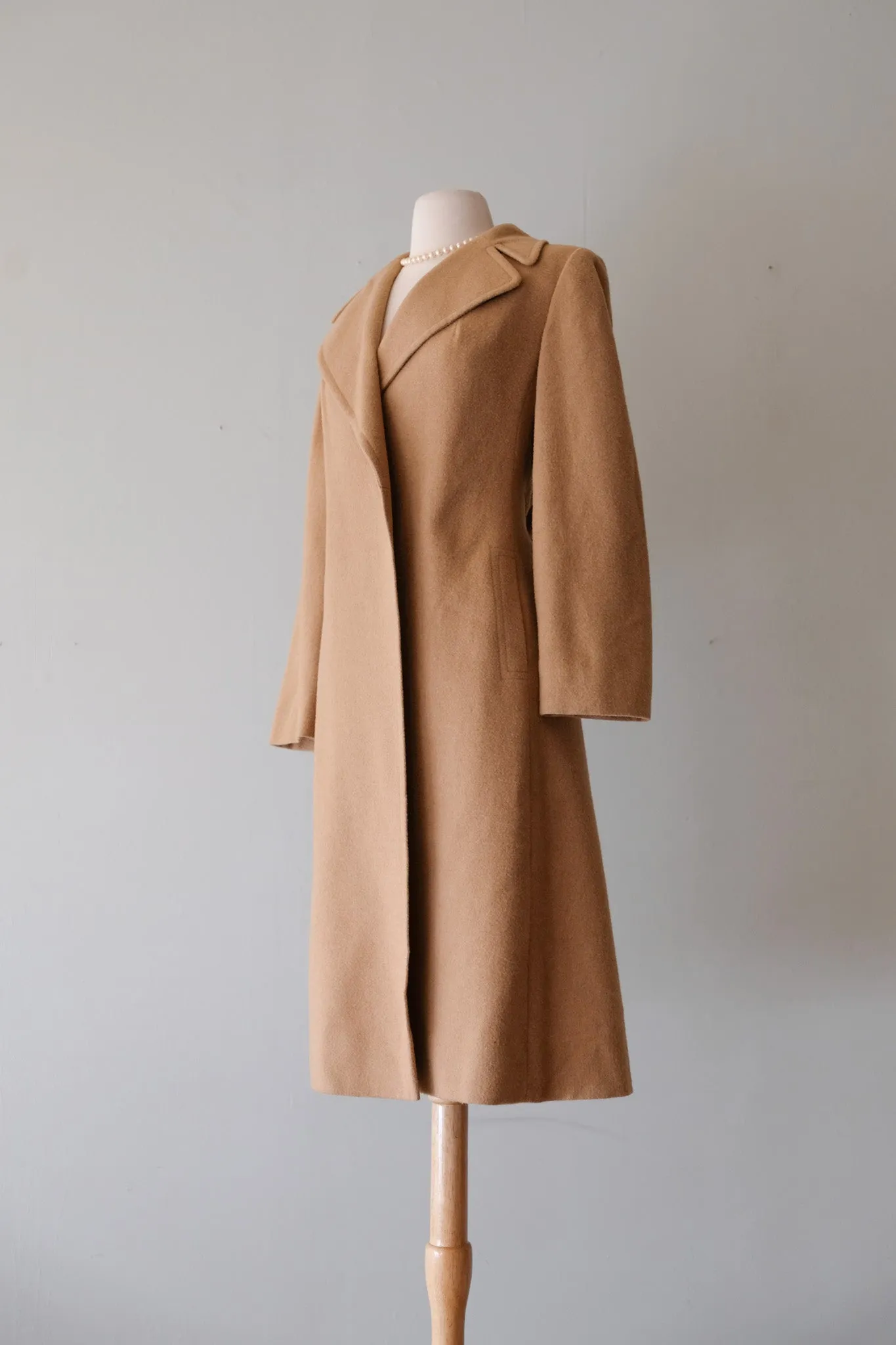 Classic 1970’s Camel Hair Long Line Coat / Sz M