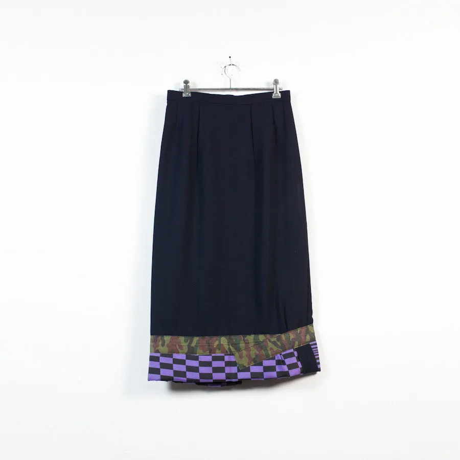 contrast lining skirt