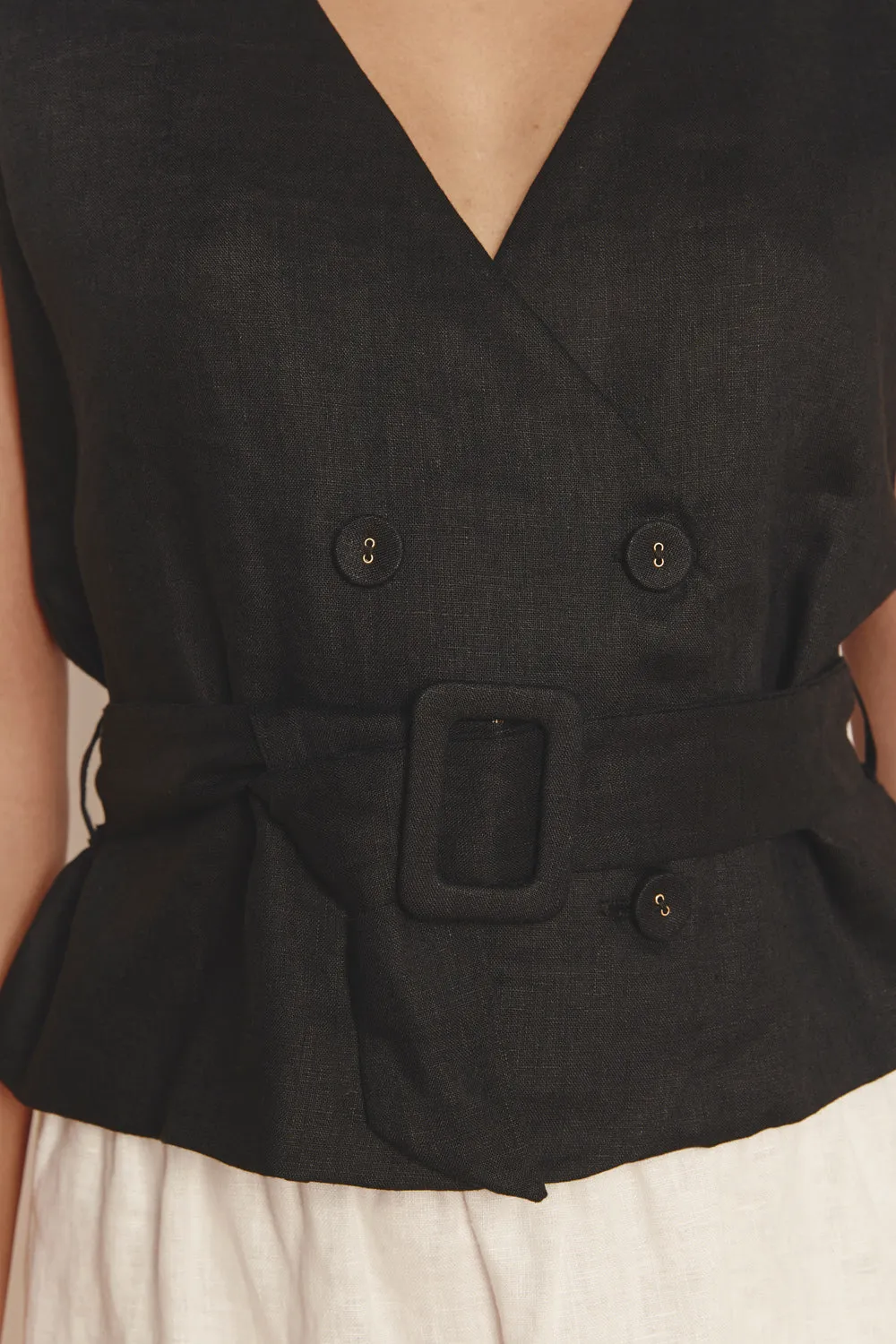 Eve Vest Black