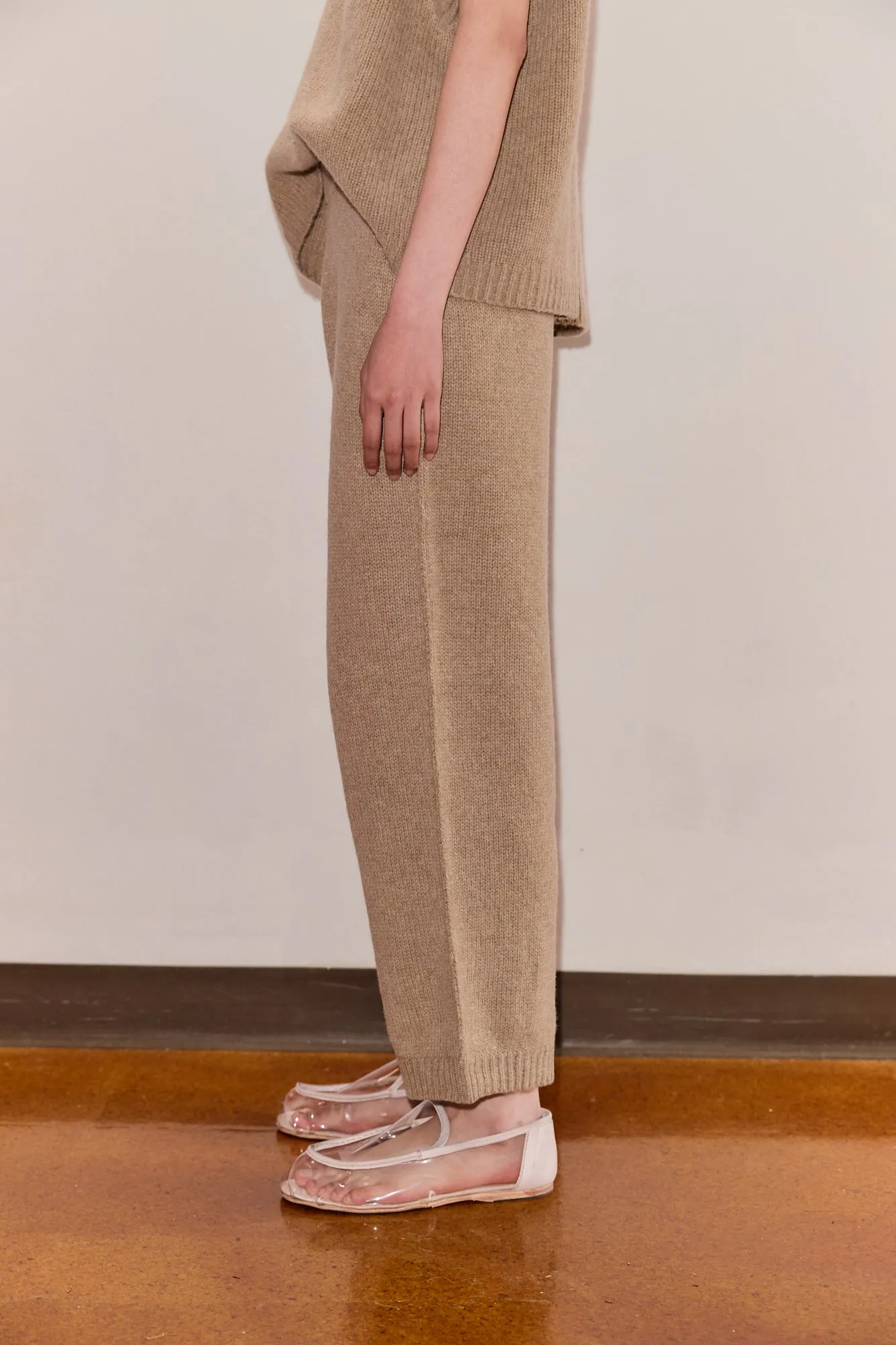 The Seam Knit Pant - Wheat